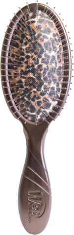 Wet Brush Patterned Poised